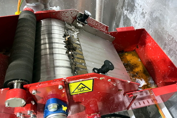Wyładowcze cylindry separacyjne MVS – filtracja kąpieli obróbki wstępnej w lakierni samochodowej