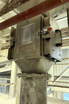 Płytowy separator magnetyczny ML-LUX – oczyszczanie proszku organicznego w chemii drobnocząsteczkowej