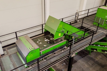 Separator wiroprądowy ECS – sortowanie metali nieżelaznych z żużla spalarniowego