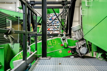 Automatyczna płyta magnetyczna DND-AC – sortowanie metali nieżelaznych z żużla spalarniowego