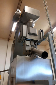 Zrzutowy detektor metali QUICKTRON 07 RH HyQ Clean – granulacja i homogenizacja mieszanin w produkcji farmaceutycznej