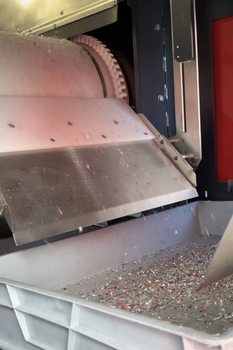 Separator wiroprądowy ECS-E 500 - recykling odpadów z tworzyw sztucznych