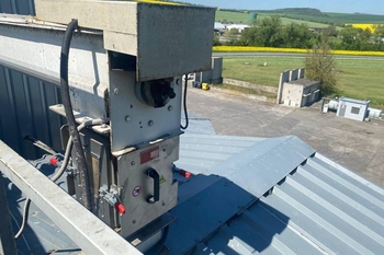 Płytowa latarnia magnetyczna ML 250 N – separacja metali z granulowanej mieszanki paszowej