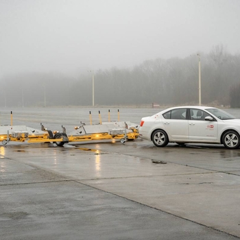 Miotła magnetyczna MSA 9000 EAGLE dla lotnisk i dużych obszarów
